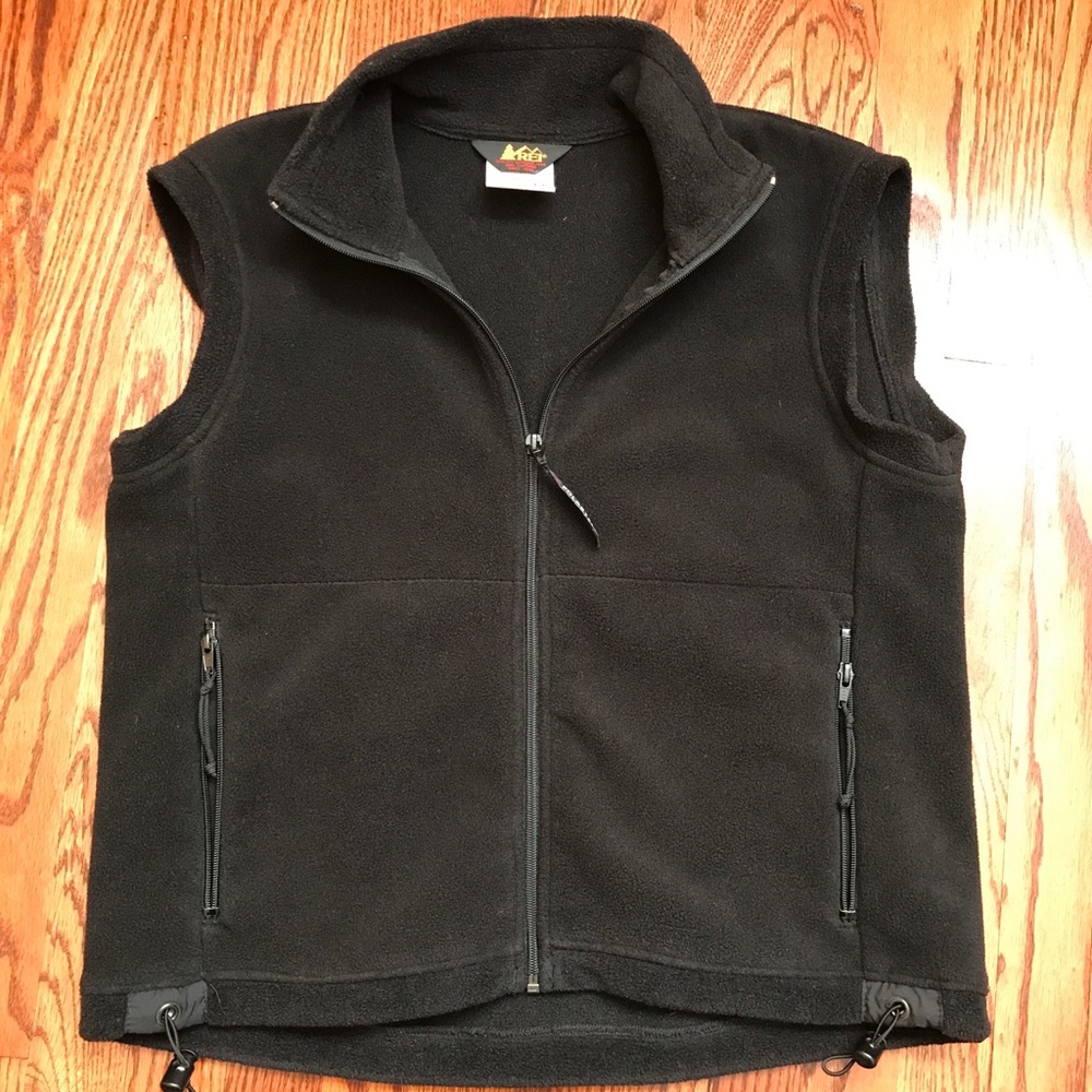 REI Womens Fleece Vest S Black Full Zip 2 Pockets Warm